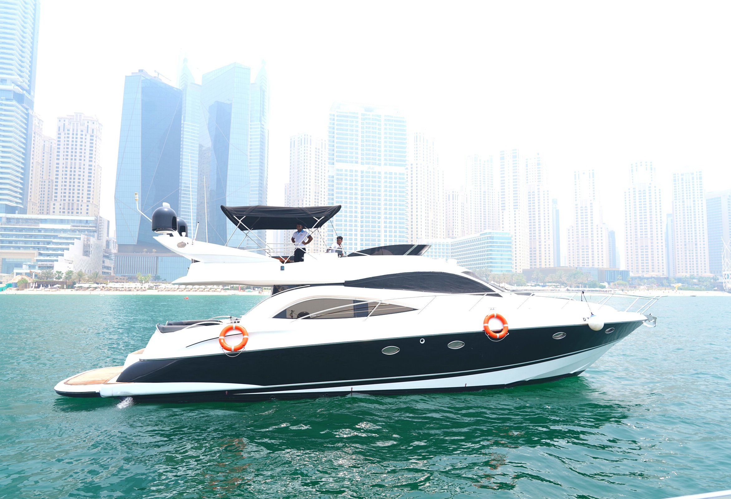 Sunseeker 56 Feet Yacht – Gold Water Yachts Dubai – 2 of 13